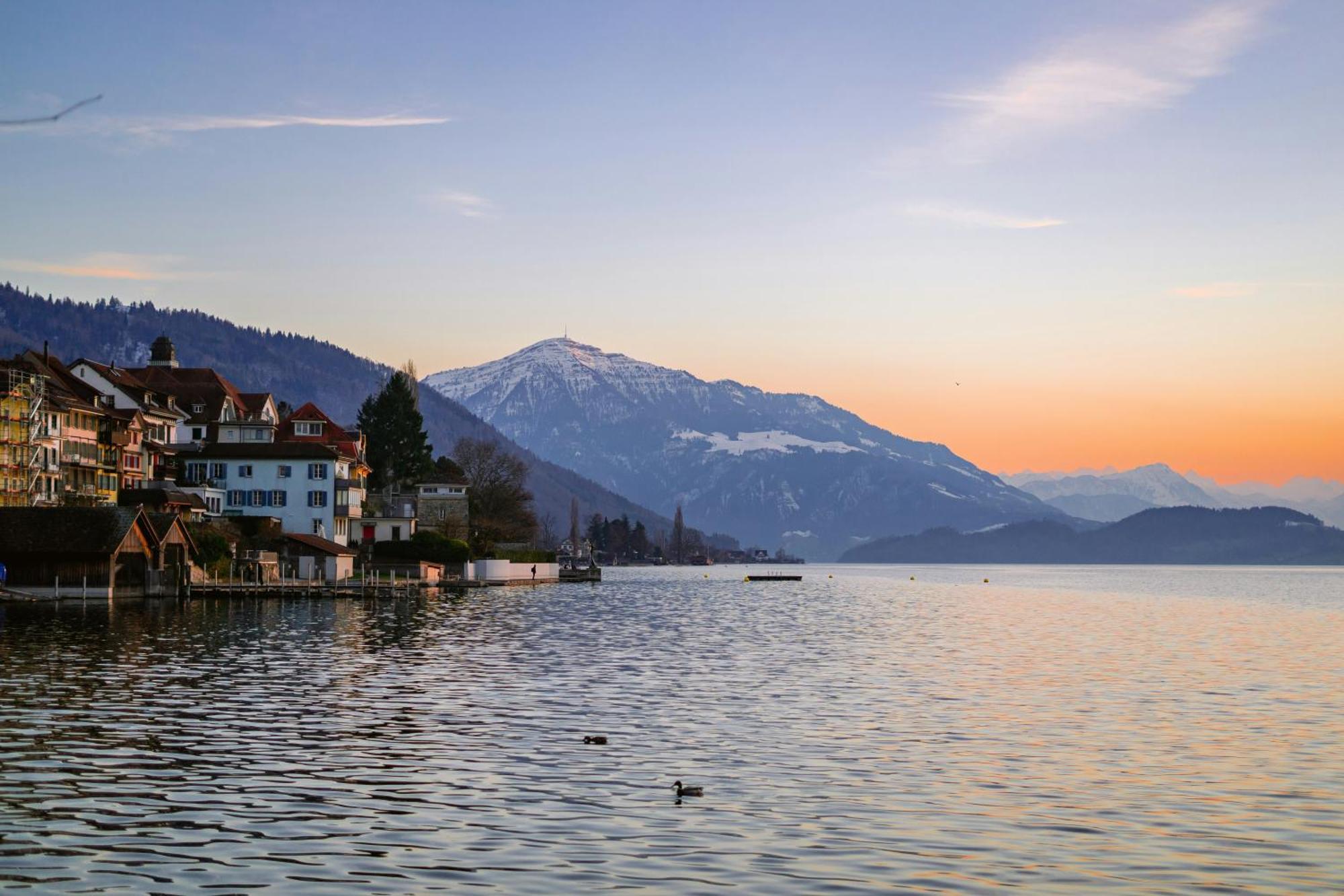 Ariser - Zug Mountain View Business Apartment エクステリア 写真
